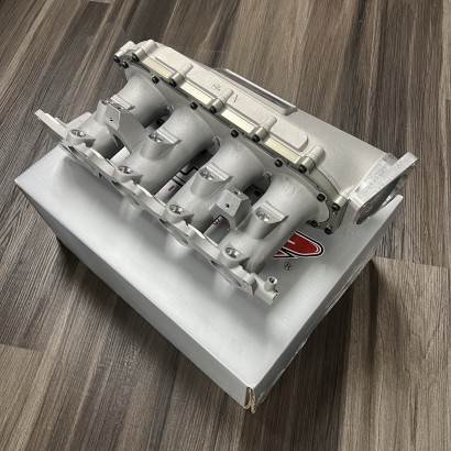 Skunk2 Ultra Race S2000 F20C F22C Intake Manifold Silver
