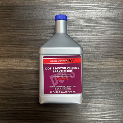 Honda DOT 3 Brake Fluid - 32 oz