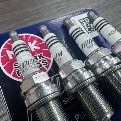 NGK Iridium Spark Plugs Box of 4 (BKR7EIX)
