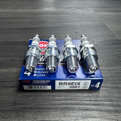 NGK Iridium Premium Spark Plug Box of 4 (BR9EIX)