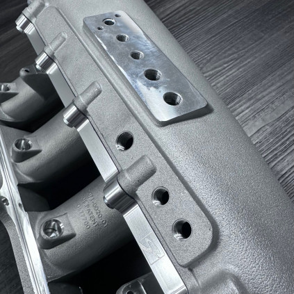 Skunk2 Ultra Race K Series RWD Intake Manifold Silver