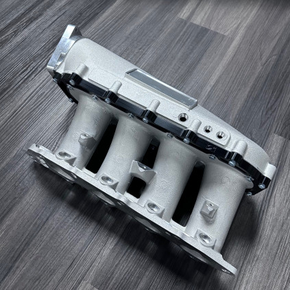 Skunk2 Ultra Race B Series Intake Manifold Silver w/Black Adapter