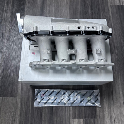 Skunk2 Ultra Race B Series Intake Manifold Silver w/Black Adapter