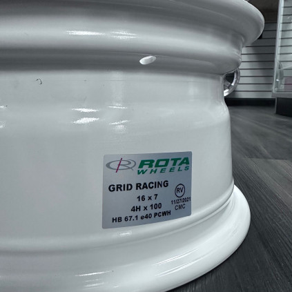 Rota Wheels Grid Racing 16x7 4x100 40 offset White