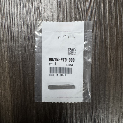 2000-2009 Honda S2000 Crankshaft Woddruf Key Way