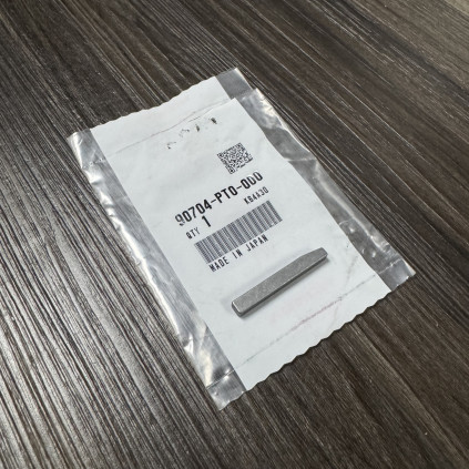 2000-2009 Honda S2000 Crankshaft Woddruf Key Way